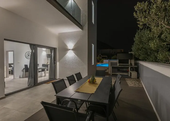 Vila Simon Makarska