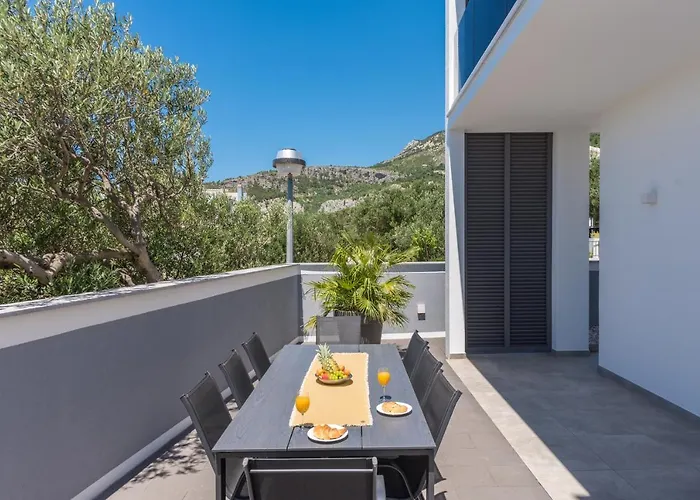 Simon * Makarska